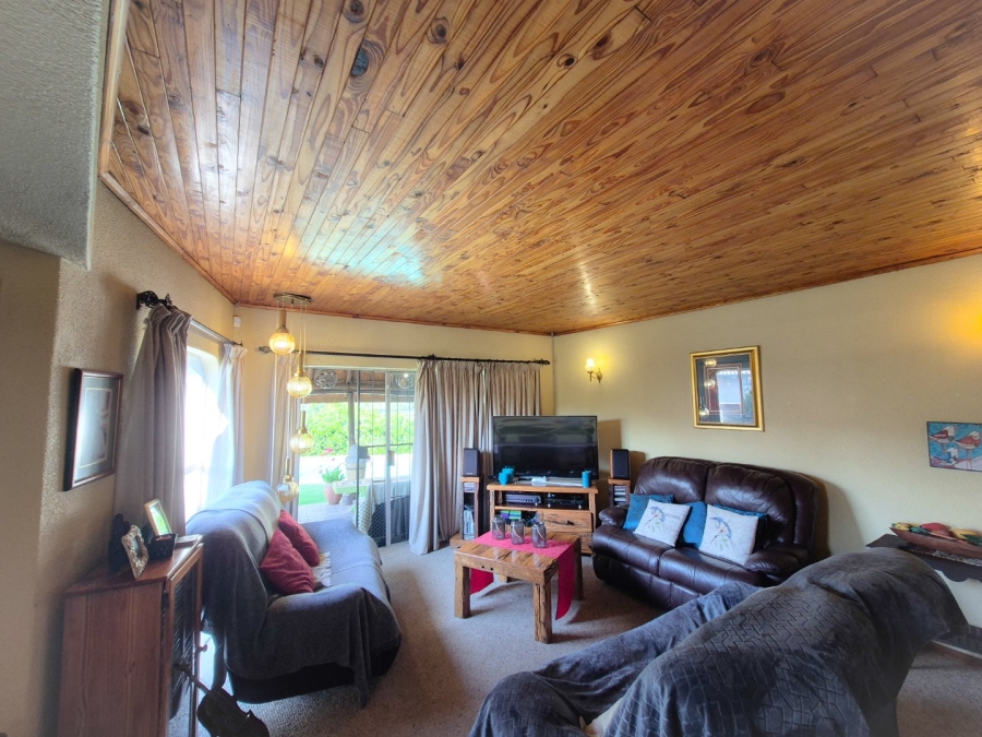 4 Bedroom Property for Sale in Vaalpark Free State